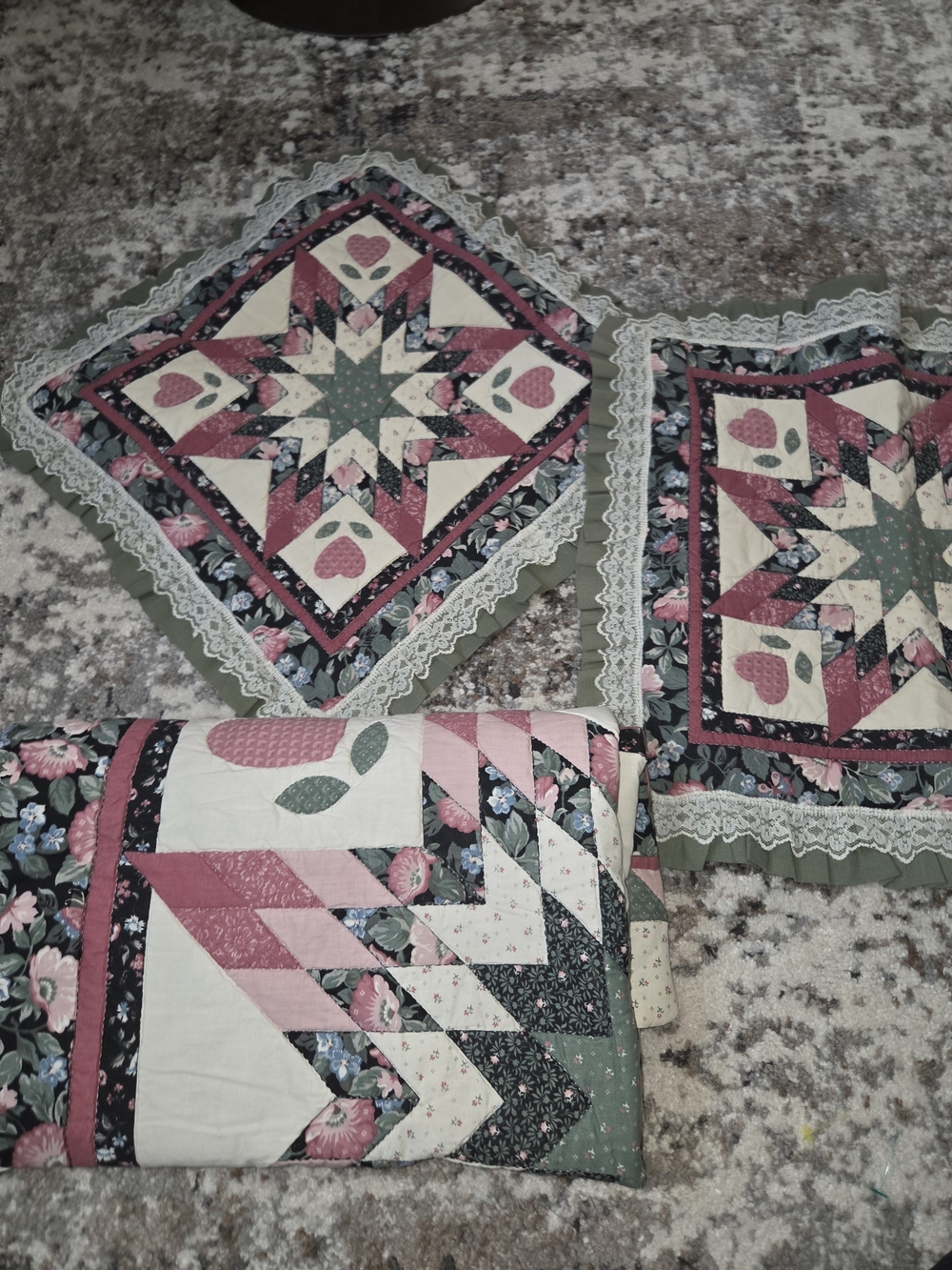 Vintage Country Patchwork Quilt Set - Star & Hearts Lap Blanket & 2 Throw Pillow